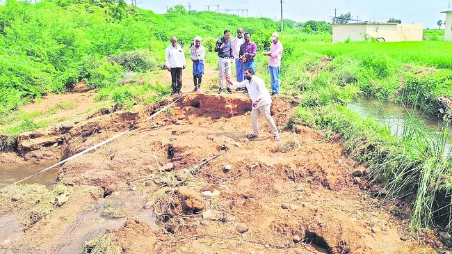 ఎడమ కాల్వ గండ్లకు మరమ్మతులు చేయిస్తాం