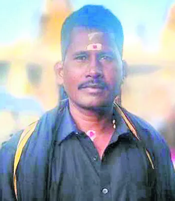 కుమార్తెతో కలిసి  మహిళ అదృశ్యం