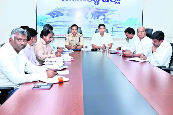 ఎలక్షన్ కోడ్ను పక్కాగా అమలు చేయాలి