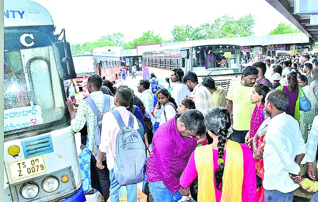 ఆర్టీసీకి దసరా ధమాకా