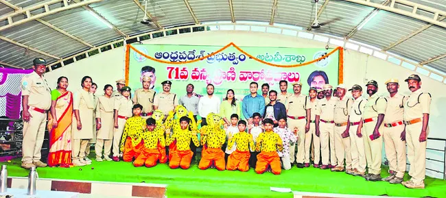 వన్యప్రాణుల సంరక్షణ అందరి బాధ్యత 
