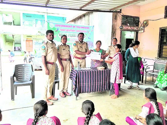 వన్యప్రాణుల సంరక్షణ  అందరి బాధ్యత
