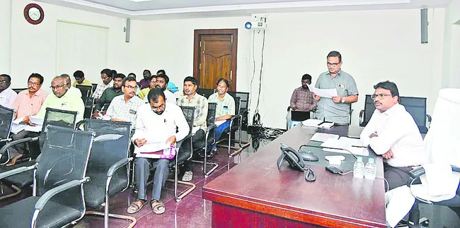 పీహెచ్‌డీ ప్రవేశాలకు దరఖాస్తుల ఆహ్వానం 