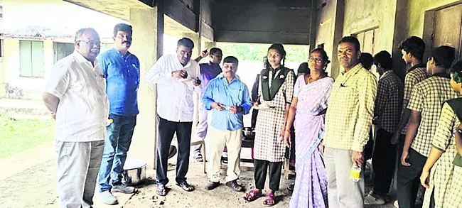మెనూ కచ్చితంగా అమలు చేయాలి
