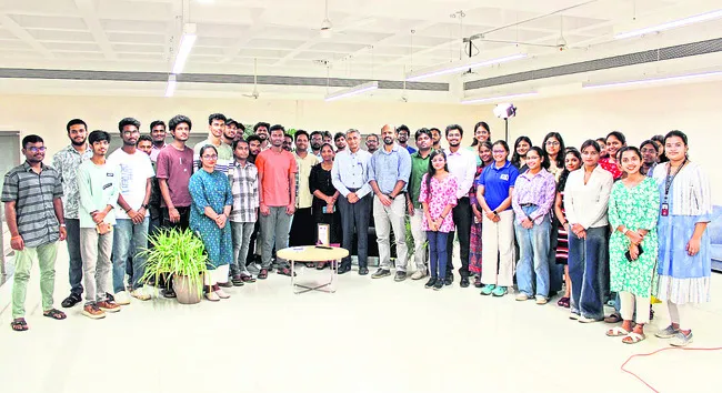 సమర్థ పాలనతోనే దేశాభివృద్ధి 