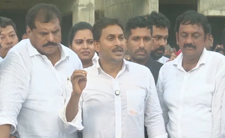 ys jagan visit narsipatnam medical college