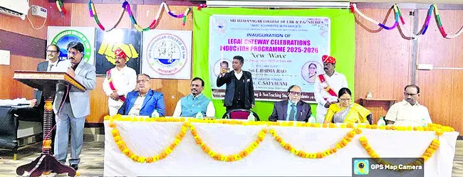 జిల్లా అంతటా శుక్రవారం ఉష్ణోగ్రతలు స్థిరంగా నమోదయ్యాయి.