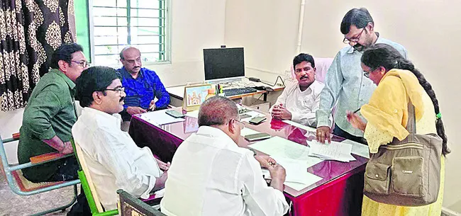 ప్రశాంతంగా ఇంటర్‌ నాన్‌ టీచింగ్‌ ఉద్యోగుల పదోన్నతి కౌన్