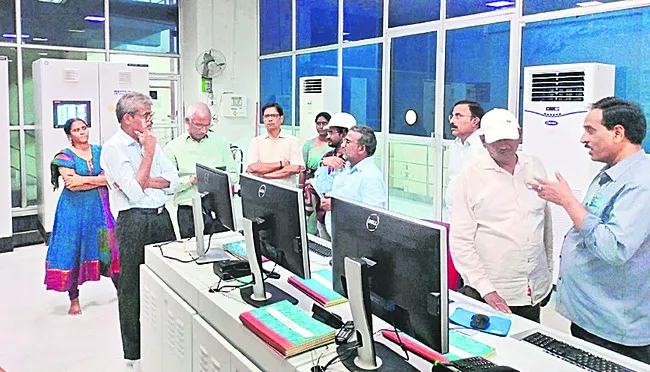 టెయిల్‌పాండ్‌ ప్రాజెక్టును సందర్శించిన జెన్‌కో సీఈ 