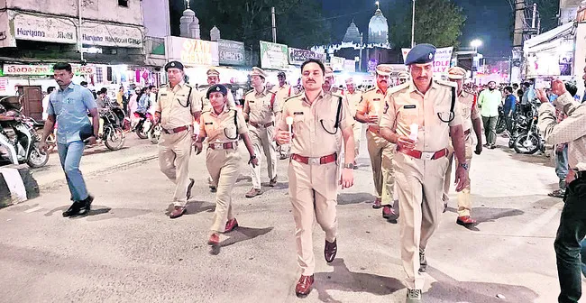 పోలీసు అమరవీరులకు నివాళి