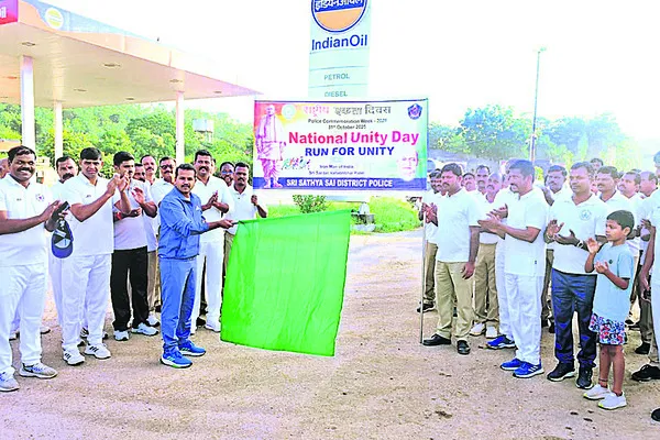 ‘సర్దార్’ జీవితం స్ఫూర్తిదాయకం