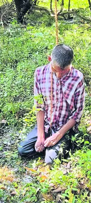 ఉరి వేసుకుని వ్యక్తి ఆత్మహత్య 