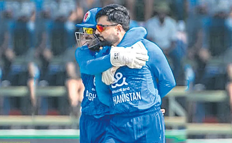 తిప్పేసిన రషీద్ ఖాన్