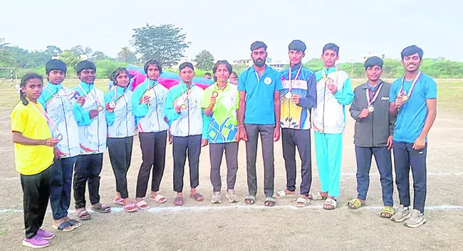 జోనల్‌స్థాయి అథ్లెటిక్స్‌ పోటీల్లో ప్రతిభ