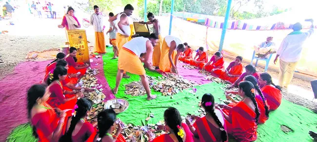 బుగులోని జాతర ఆదాయం రూ.12.22 లక్షలు