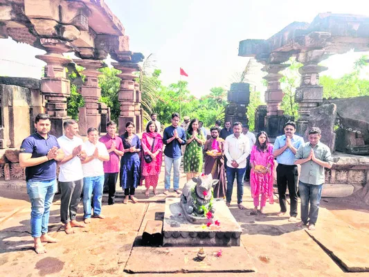 కోటగుళ్ల శిల్పసంపద అద్భుతం