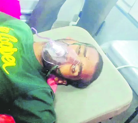 రెండు లారీలు ఢీ 