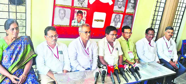 సీఐటీయూ బలోపేతానికి కృషి చేయాలి 