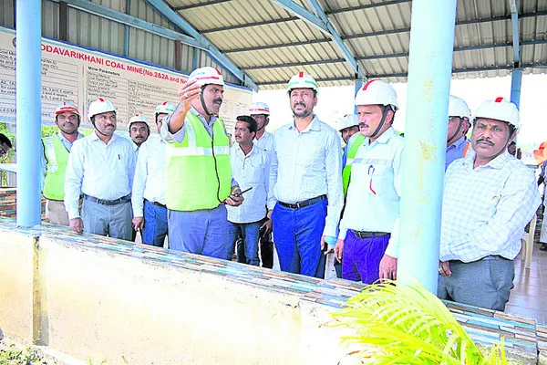 ‘ఖని’లో మల్టీఫ్లెక్స్‌ నిర్మిస్తాం 