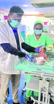 108 అంబులెన్స్‌లో ప్రసవం 