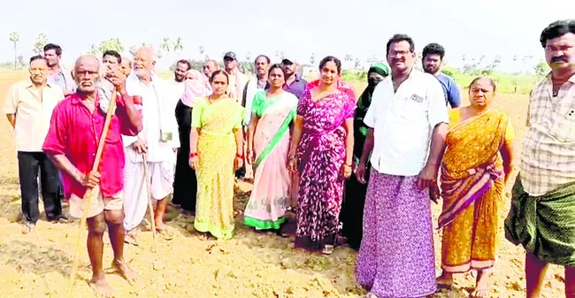 చిట్టీల పేరుతో మోసంపై ఆందోళన 
