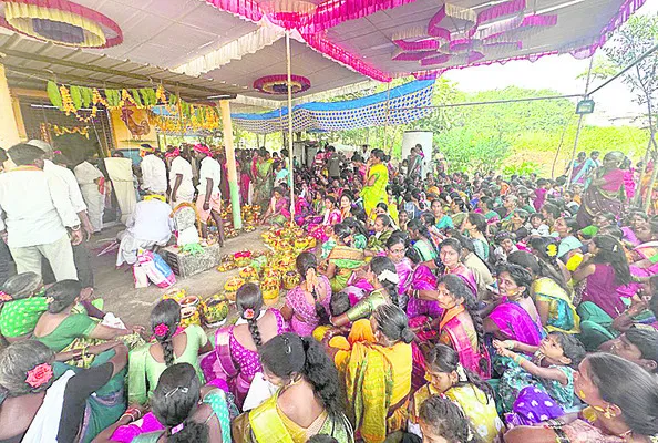 పోచమ్మ తల్లీ.. సల్లంగ చూడు
