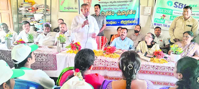 మహిళలు ఆర్థికంగా ఎదగాలి