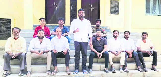 ఆత్మగౌరవ పోరాటానికి సిద్ధం కండి