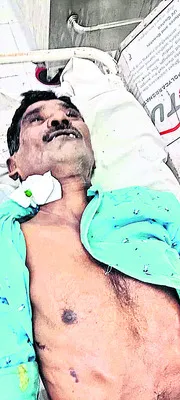 గుర్తు తెలియని వాహనం ఢీకొని ఎలక్ట్రీషియన్‌ మృతి 