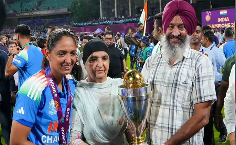 Win Or Loss, They Say Harman Should Be Removed: Anjum Chopra