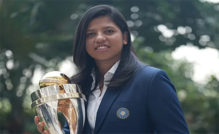 After cash reward and DSP post, Richa Ghosh to get a historic reward in West Bengal