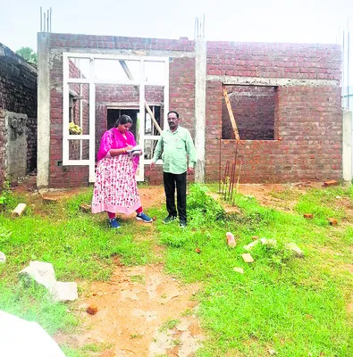 ఇందిరమ్మ ఇల్లు జీప్లస్‌ వన్‌!