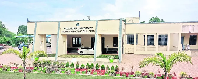 నిబంధనలకు విరుద్ధంగా.. 