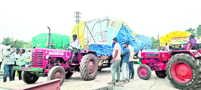 కొనుగోళ్లలో కొర్రీలు..! 
