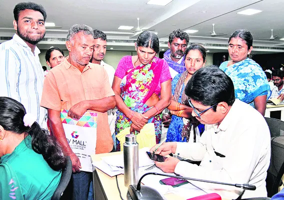 ఈ తప్పులకు బాధ్యులెవరు?