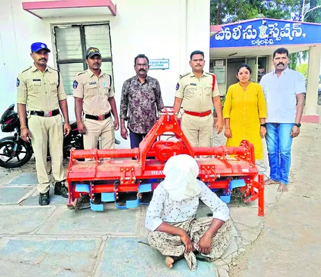 ప్రజా ఫిర్యాదులంటే అధికారులకు లోకువ