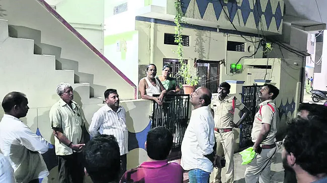 అప్పు ఇవ్వనందుకే హత్య 