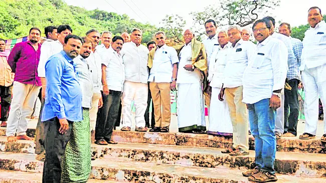 ఐకమత్యంతో పనిచేద్దాం 