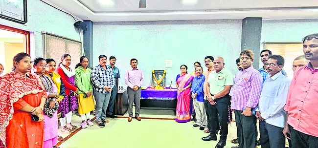 బ్రౌన్‌ జీవితం ఆదర్శనీయం 
