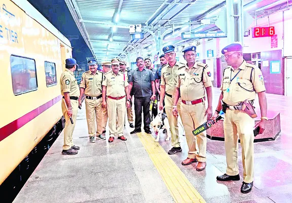  జిల్లాలో హై అలర్ట్‌ 