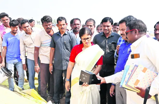 రైతులకు ఇబ్బందులు లేకుండా చూడాలి