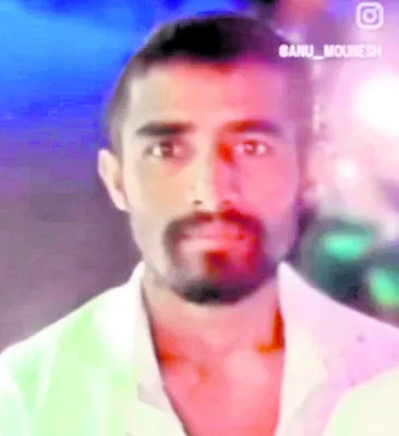 రోడ్డు ప్రమాదంలో వలస కూలీ మృతి 