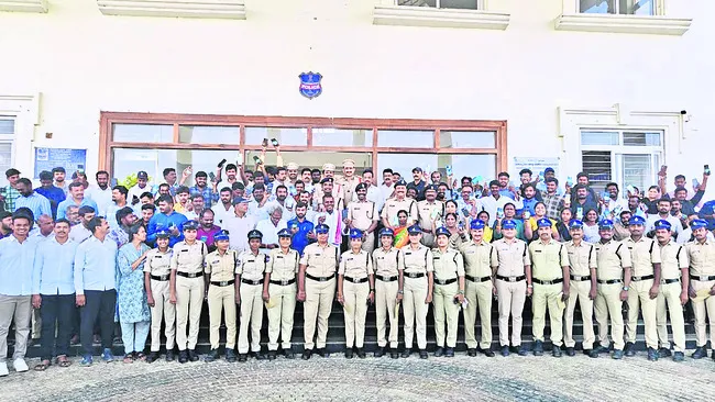 సీఈఐఆర్‌తో 2,340 మొబైల్స్‌ రికవరీ