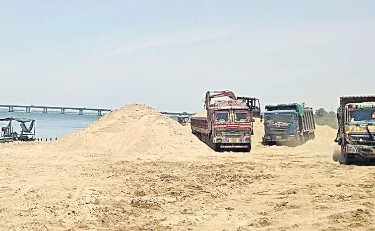 Illegal sand trafficking centered around Kovvur and Tallapudi