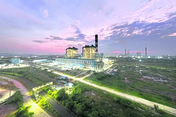 రికార్డులు.. అవార్డులు 