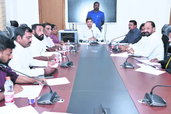 బూత్‌స్థాయి ఏజెంట్‌లను నియమించుకోవాలి