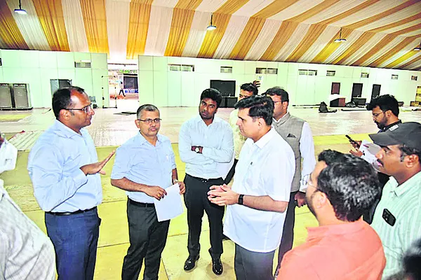 సదస్సు ఏర్పాట్ల పరిశీలన