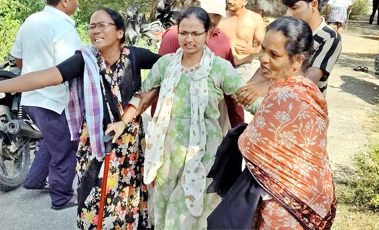 husband dowry demand 20 lakh wife family