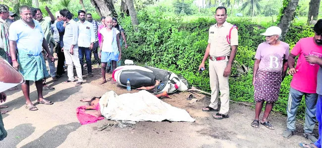 ఉసురు తీసిన టిప్పర్‌ లారీ 