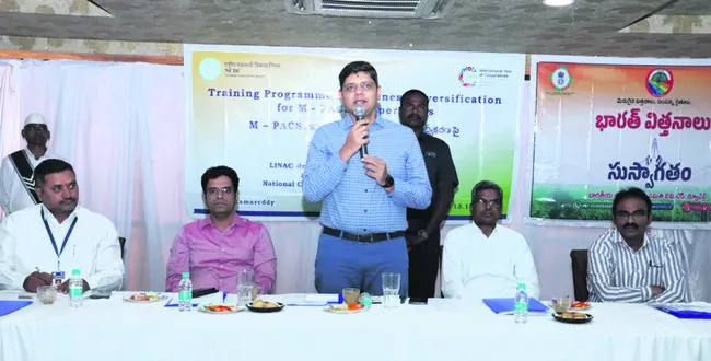 పథకాలను సద్వినియోగం చేసుకోవాలి 